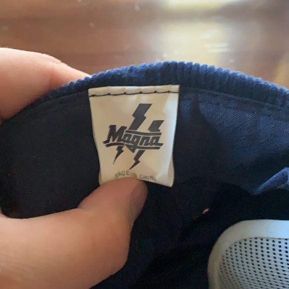 Vintage Magna Blue Cap - Picture 13 of 16